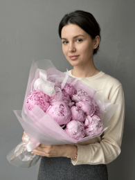 Букет из 11 Розовых Пионов