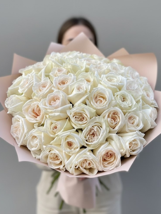 Букет из 51 Розы Вайт Охара (White O’Hara)
