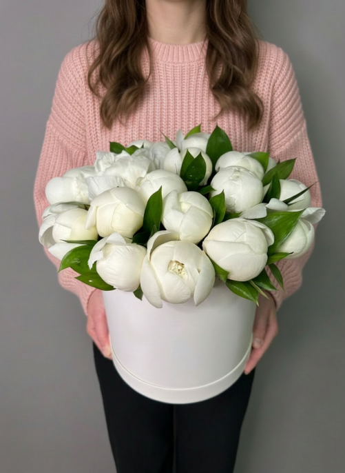 Белые Пионы В Коробке 21