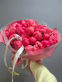 Букет из 25 Коралловых Пионов