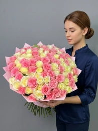 Букет из 101 Розовой и Белой Розы Классика