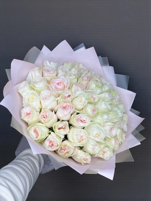 Букет из 51 Розы Вайт Охара (White O’Hara)