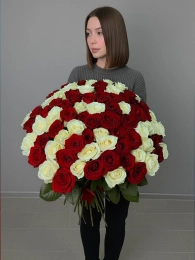 Букет из 101 Красной и Белой Розы Классика