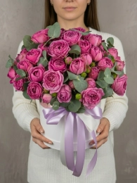 Коробка из 15 Пионовидных Розы Мисти Баблз