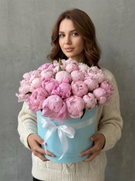 Розовые Пионы В Коробке 35