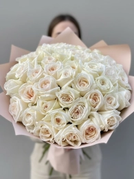 Букет из 51 Розы Вайт Охара (White O’Hara)