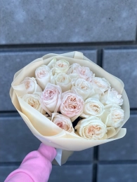 Букет из 15 Роз Вайт Охара (White O’Hara)
