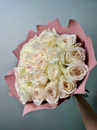 Букет из 25 Роз Вайт Охара (White O’Hara)