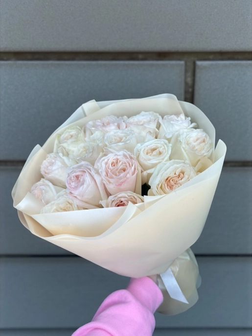 Букет из 15 Роз Вайт Охара (White O’Hara)
