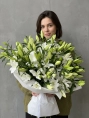Букет из 25 белых Лилий