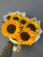 Букет из 5 Подсолнухов