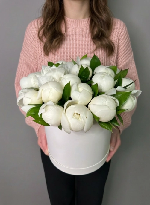 Белые Пионы В Коробке 21